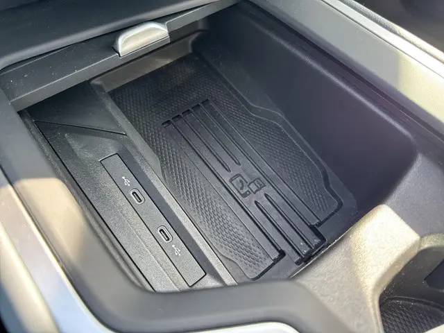 Volkswagen Passat Variant 1.5 eTSI Business 2024 Benzine 27