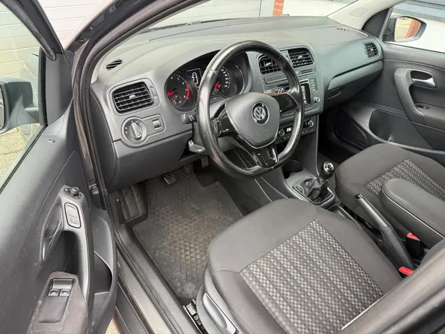 Volkswagen Polo 1.0 | NAVI | NEW APK | AIRCO | 2017 Benzine 10