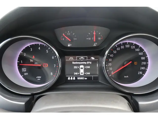 Opel Astra Sports Tourer 1.4 Business+ 2017 Benzine 22