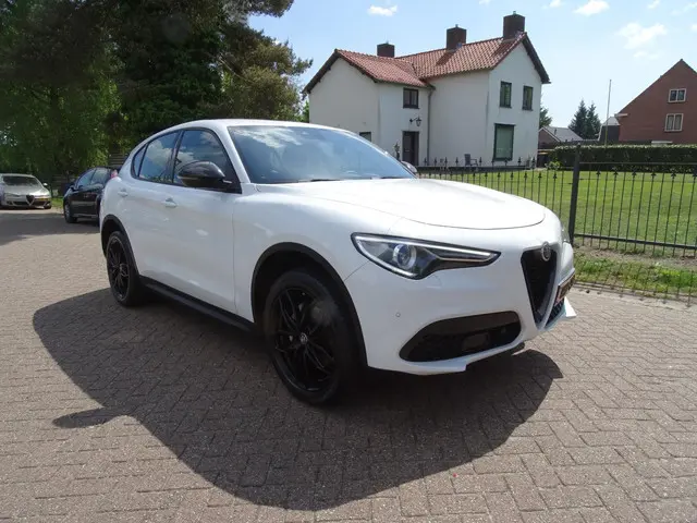 Alfa Romeo Stelvio 2.0 T AWD Super 2020 Benzine 9