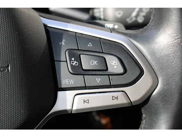 Volkswagen T-Cross 1.0 TSI Life 2021 Benzine 16