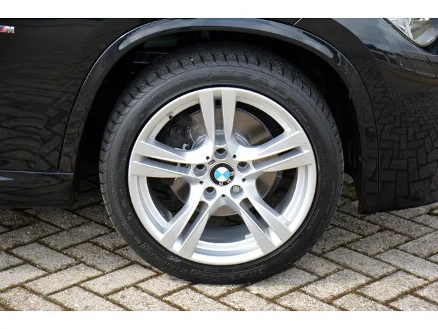BMW X1 XDrive20i M Sport High Executive 2015 Benzine 47