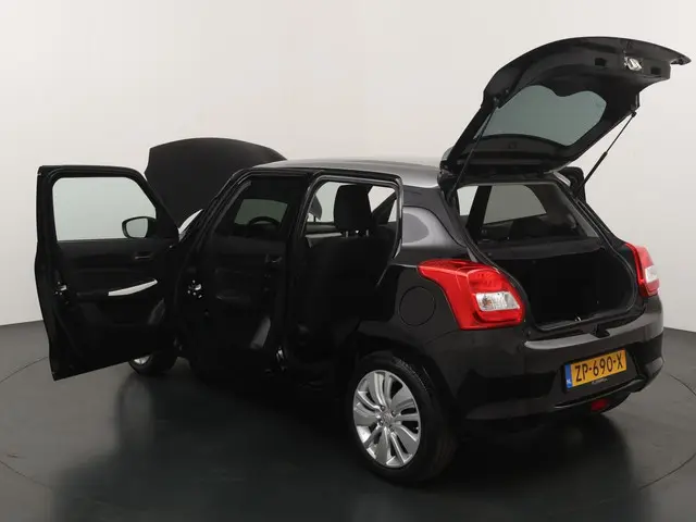 Suzuki Swift 1.2 Select 2019 Benzine 21