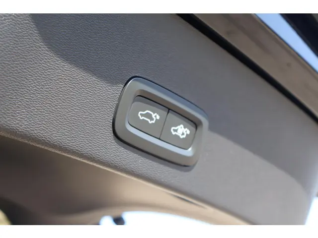 Volvo C40 Recharge Plus 69 kWh 2023 Elektrisch 19