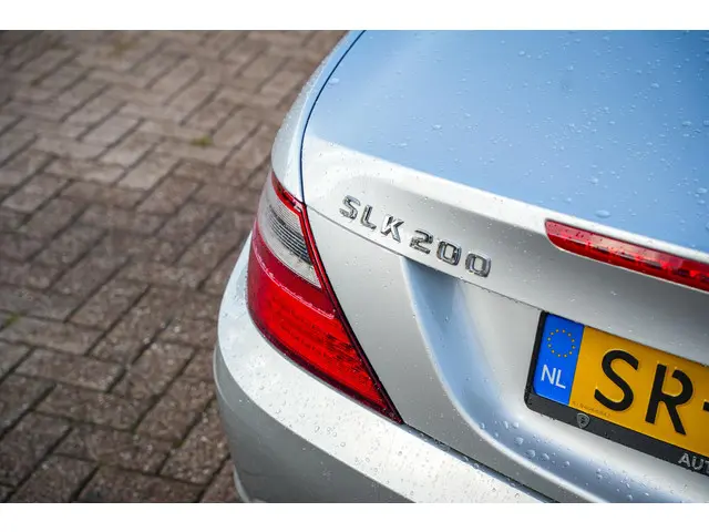 Mercedes-Benz SLK 200 2014 Benzine 27