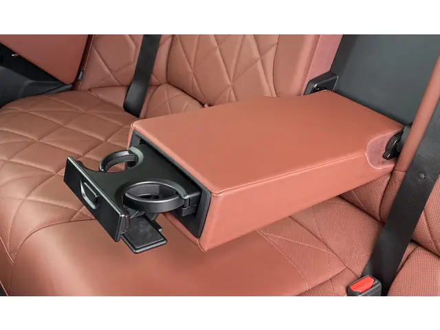 BMW iX xDrive40 High Executive 77 kWh 2022 Elektrisch 21