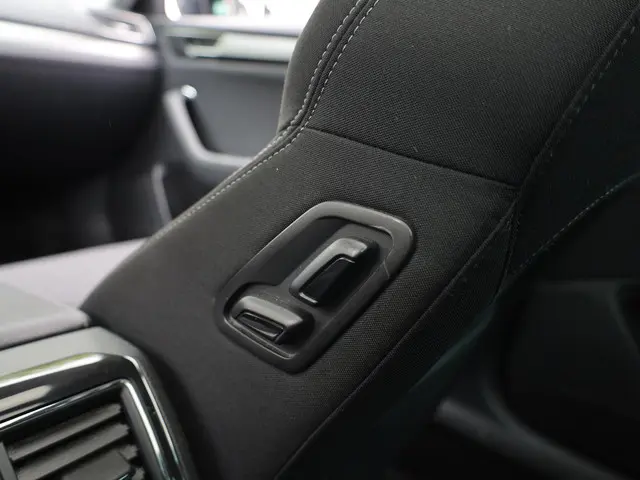 Škoda Superb Combi iV 1.4 TSI PHEV 2021 Hybride Benzine 32