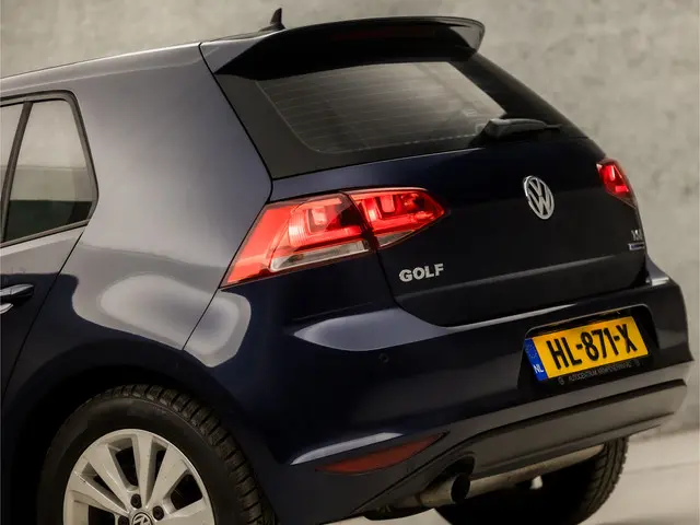 Volkswagen Golf 1.0 TSI Sportline 2015 Benzine 16