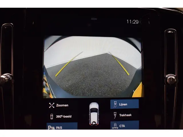 Volvo XC40 T3 163pk AUT8 R-Design/ 2020 Benzine 14