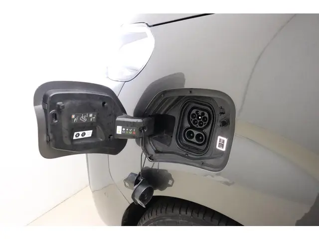 Opel Vivaro E-fixxter xxl 2022 Elektrisch 32