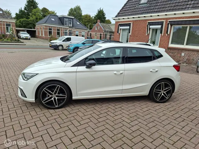 SEAT Ibiza 1.0 TSI FR Business Intense 2019 Benzine 6
