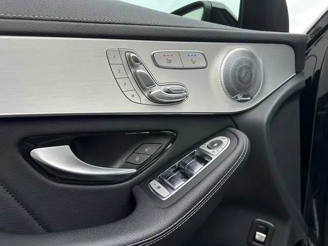 Mercedes-Benz GLC 300d 4MATIC AMG Pakket 2019 Diesel 23