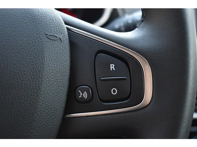 Renault Clio TCe 90 Limited 2018 Benzine 22