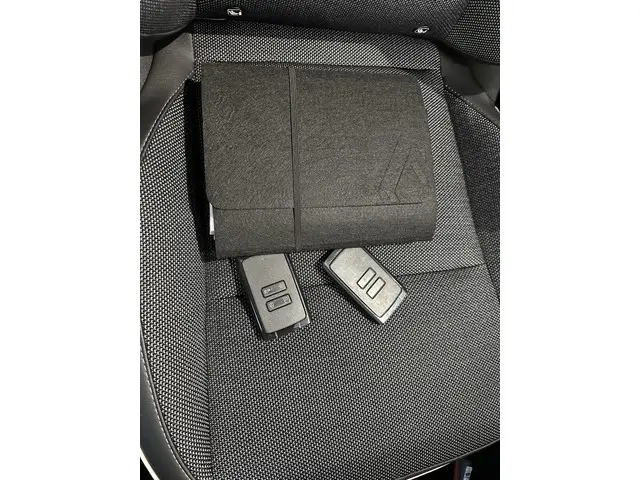 Renault Captur 1.0 TCe 90 techno 2024 Benzine 18
