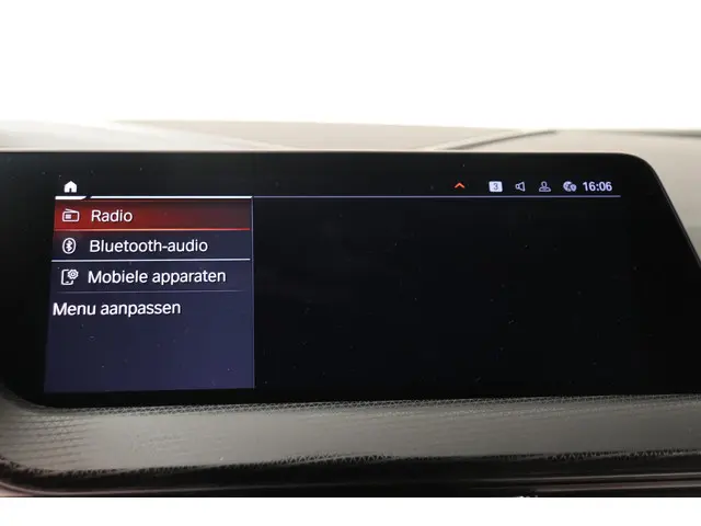 BMW 1 Serie 118i Business Edition Plus 2022 Benzine 34