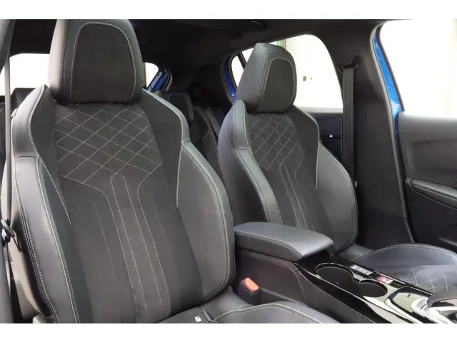 Peugeot e-208 EV GT Pack 50 kWh 2022 Elektrisch 10