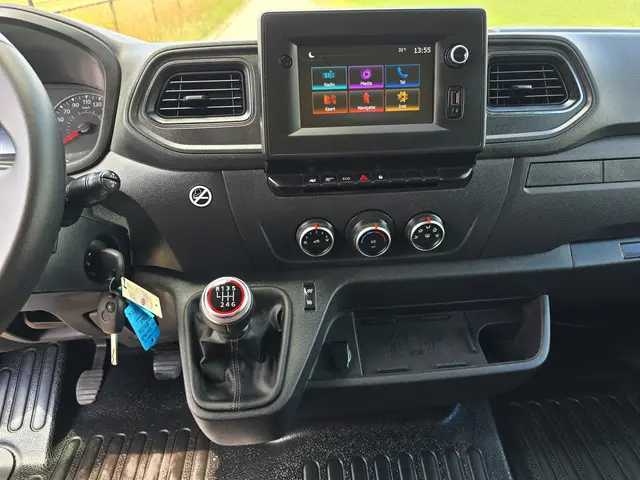 Renault Master T35 2.3 dCi Lowliner 2023 Diesel 13