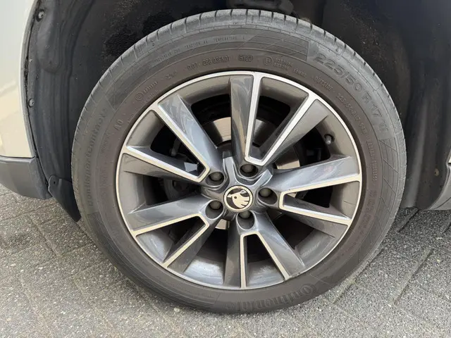 Škoda Yeti Outdoor 1.2 TSI Greentech Edition 2015 Benzine 8