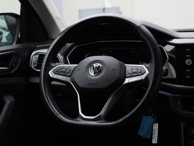 Volkswagen T-Cross 1.0TSI/115PK Style DSG 2019 Benzine 37