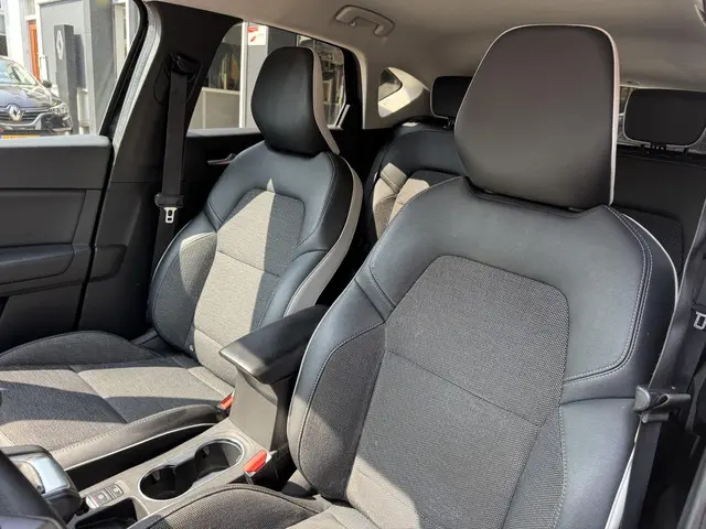 Renault Captur 1.0 TCe 100 Intens+Trekhaak!! 2020 Benzine 12