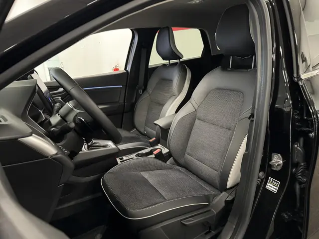 Renault Captur 1.3 Mild Hybrid 2024 Benzine 10