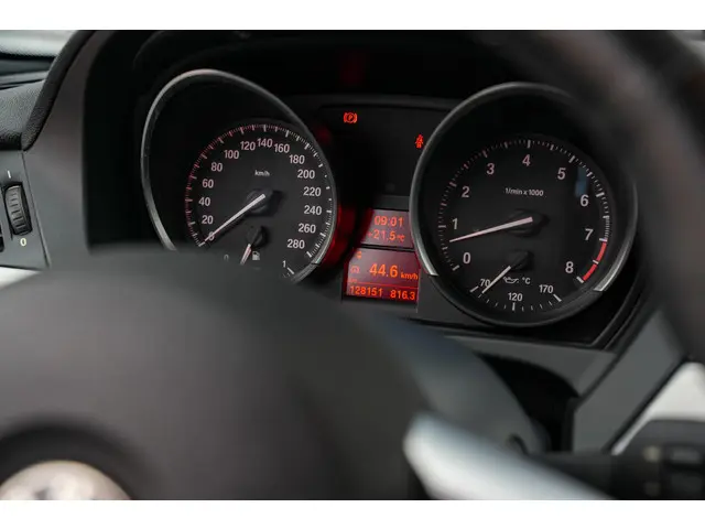 BMW Z4 Roadster sDrive20i 2012 Benzine 19