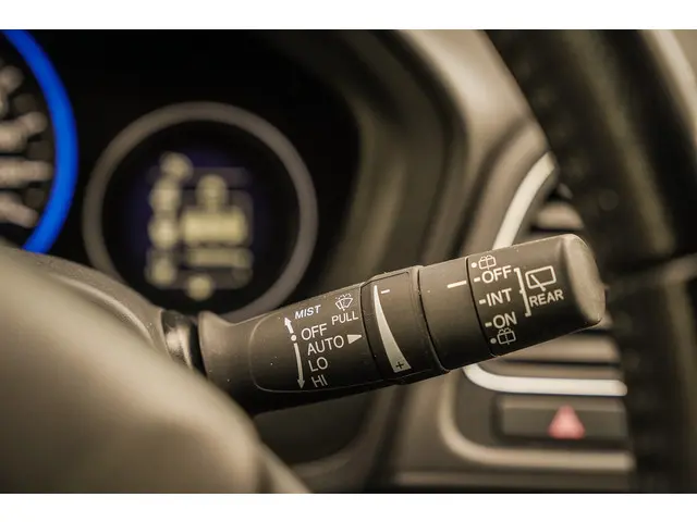 Honda HR-V 1.5i VTEC ELEGANCE 2020 Benzine 50