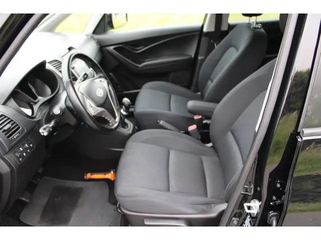 Hyundai ix20 1.4i i-Magine 2013 Benzine 10