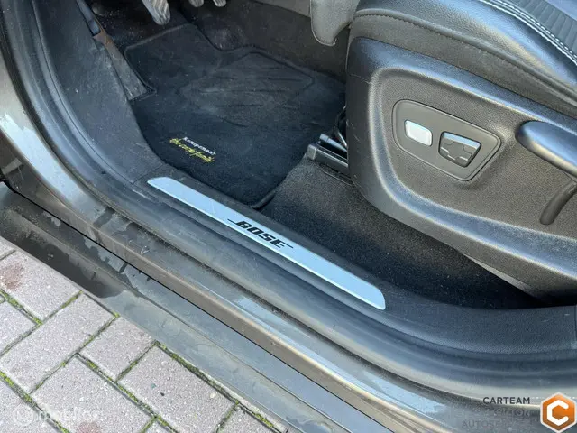 Renault Scénic 1.2 TCe Bose 2017 Benzine 14