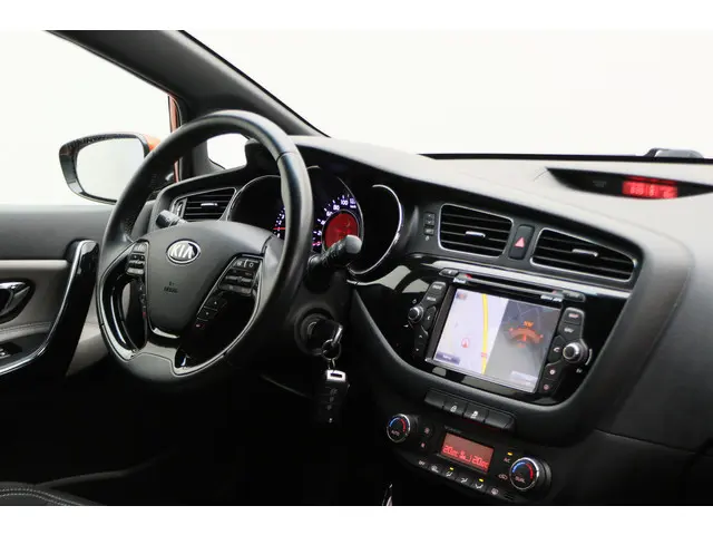 Kia pro_cee'd 1.6 GDI Business Pack 2013 Benzine 25