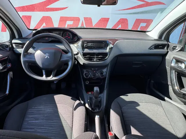 Peugeot 208 1.0 VTi Access / AIRCO / NAP 2014 Benzine 17