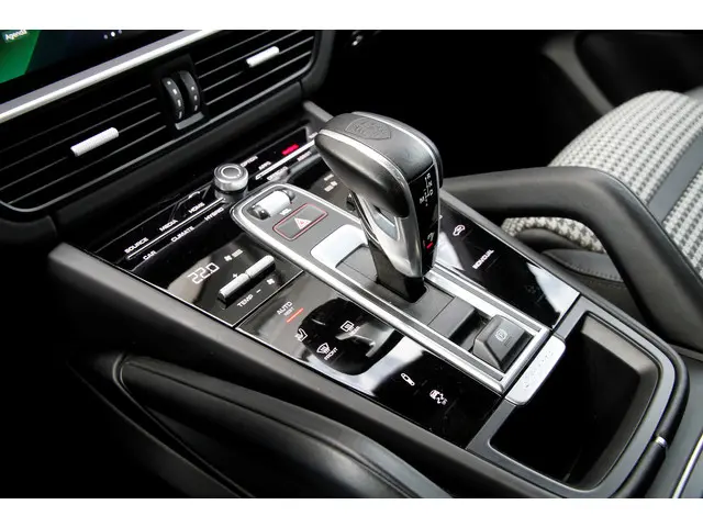Porsche Cayenne Coupé 3.0 E-Hybrid 2019 Hybride Benzine 38