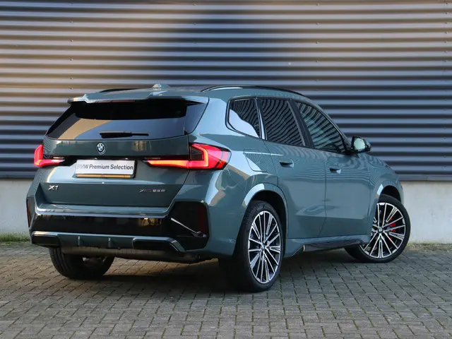 BMW X1 xDrive25e 2025 Hybride Benzine 2