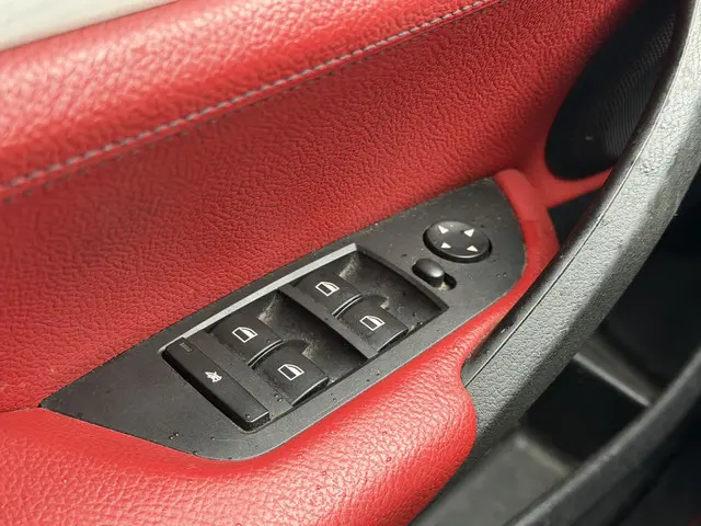 BMW X1 sDrive20i Upgrade Edition 2013 Benzine 14