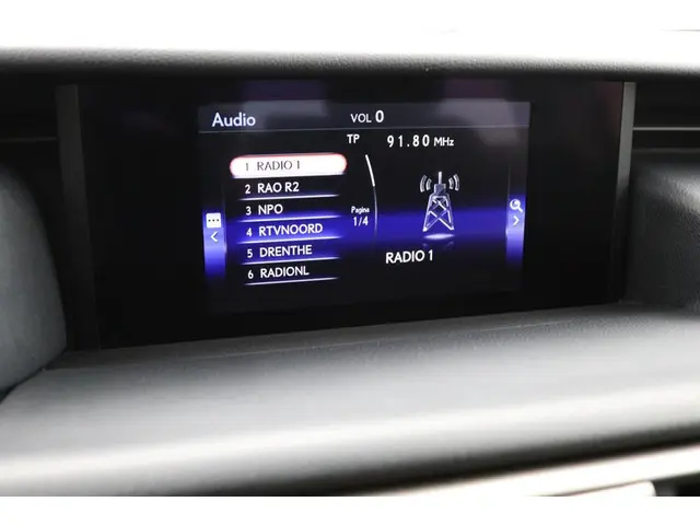 Lexus IS 300h Hybrid Business Line 2017 Hybride Benzine 9