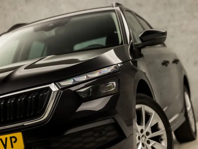 Škoda Kamiq 1.0 TSI Luxury Sport 2021 Benzine 16