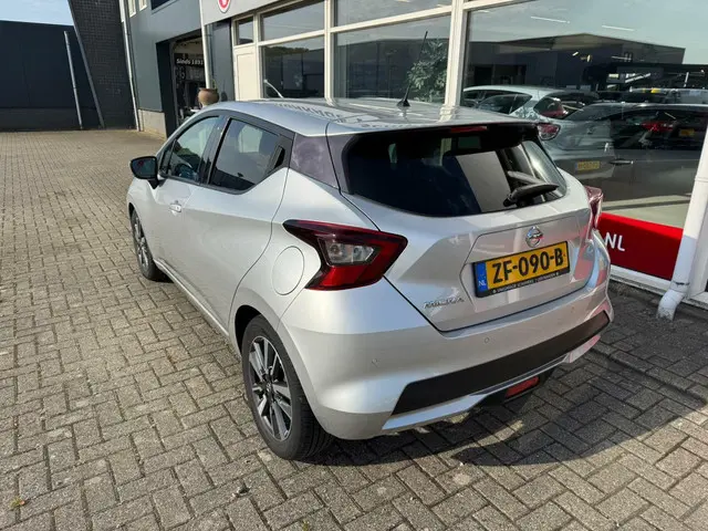 Nissan Micra 1.0 IG-T N-Connecta camera 2019 Benzine 10