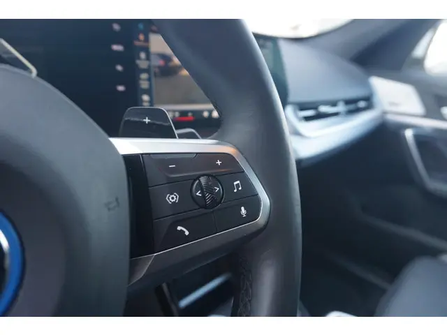 BMW X1 xDrive30e 2024 Hybride Benzine 11