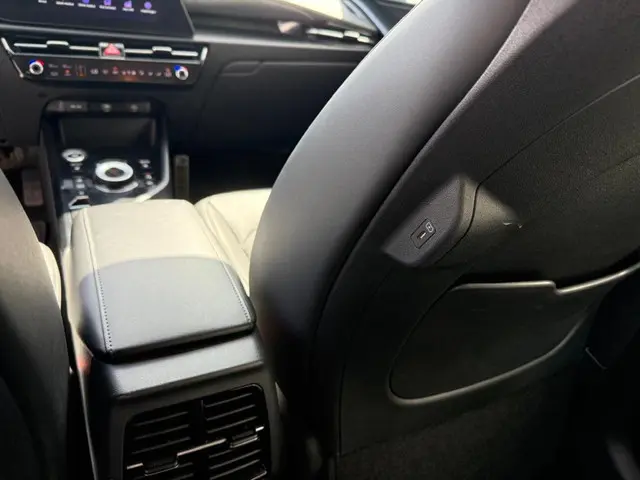 Kia Niro 1.6 GDi PHEV DynamicLine 2023 Hybride Benzine 15