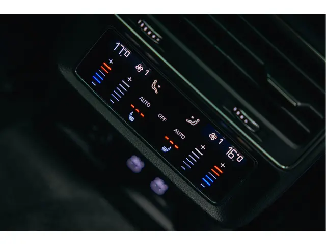 Audi RSQ8 4.0 TFSI quattro 2021 Hybride Benzine 23