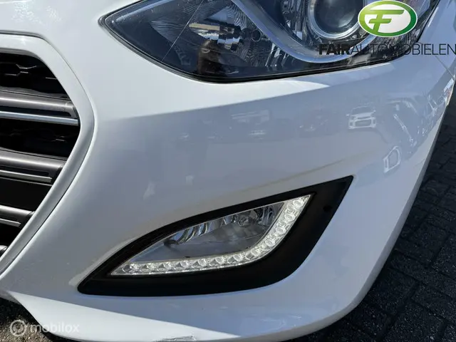 Hyundai i30 1.6 GDi GO! 2017 Benzine 18