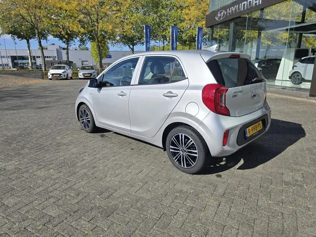 Kia Picanto 1.0 DPi DynamicLine AUT/1e eig 2022 Benzine 4