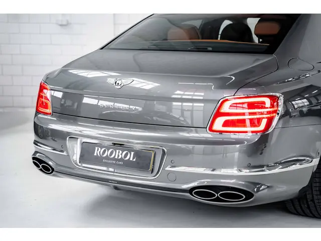 Bentley Flying Spur 4.0 V8 2021 Benzine 8