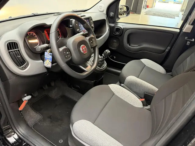 Fiat Panda 1.0 Hybrid City Life 2022 Benzine 3
