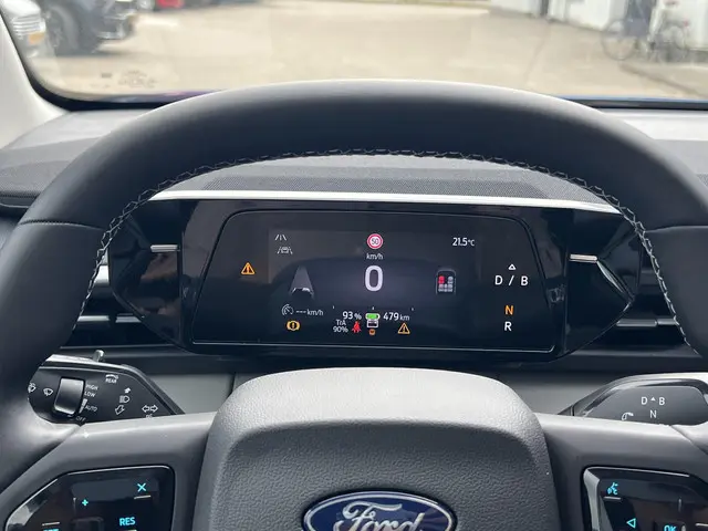 Ford Explorer Extended Range RWD 77 kWh 2025 Elektrisch 27