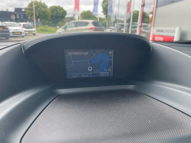 Ford C-MAX 1.0 Edition Plus / camera / trekhaak 2014 Benzine 10