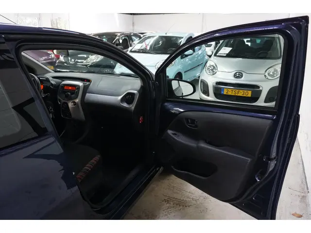 Citroën C1 1.0 e-VTi Selection / 1e Eigenaar / 2016 Benzine 30