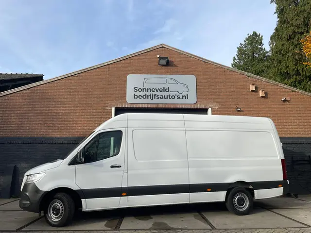 Mercedes-Benz Sprinter 317CDI wb433 L3 Aut. 2022 Diesel 2