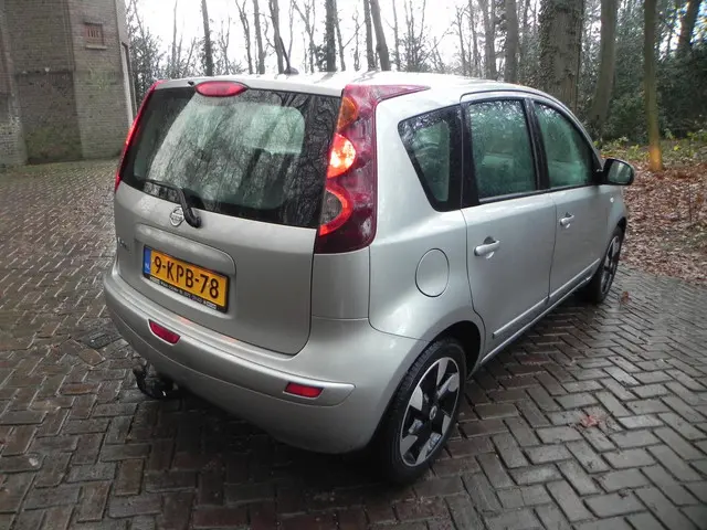 Nissan Note 1.4 Connect Edition 2012 Benzine 17