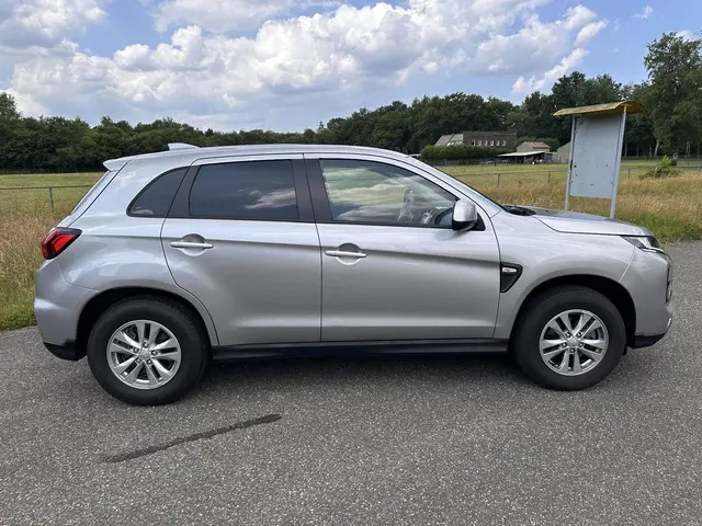 Mitsubishi ASX 2.0 Pure 2020 Benzine 10